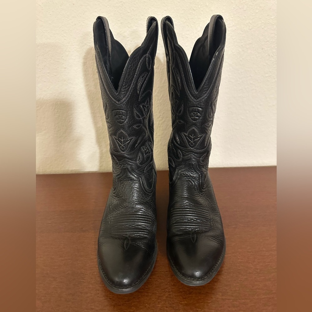 Ariat Heritage R Toe Western Boots – Black Deertan – Size 7.5